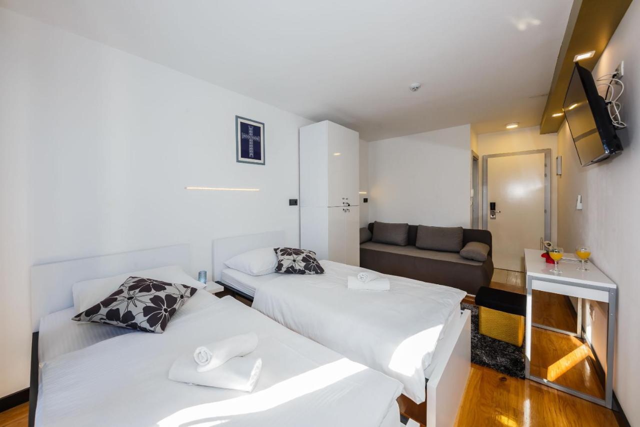 All Saints Suites B&B Kastela Kastel Stafilic ภายนอก รูปภาพ