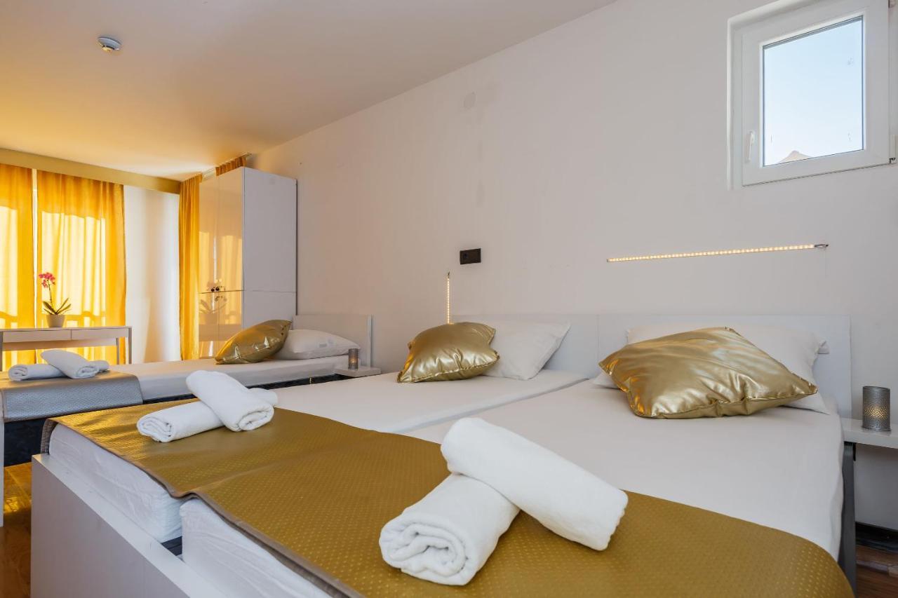 All Saints Suites B&B Kastela Kastel Stafilic ภายนอก รูปภาพ