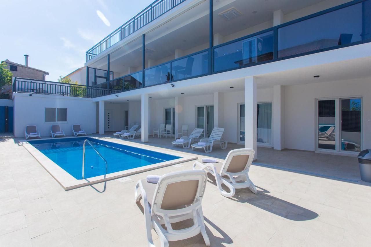 All Saints Suites B&B Kastela Kastel Stafilic ภายนอก รูปภาพ