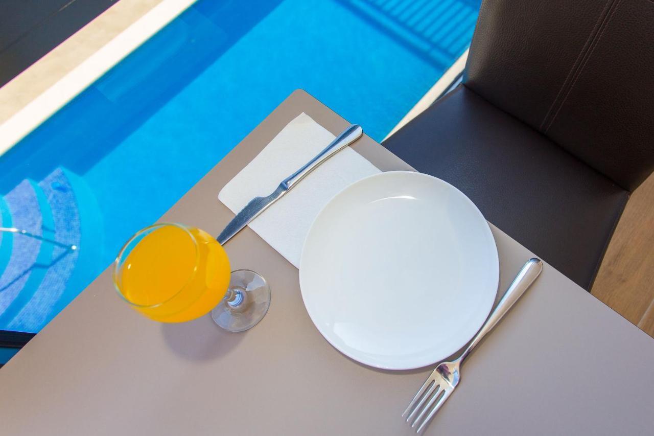 All Saints Suites B&B Kastela Kastel Stafilic ภายนอก รูปภาพ
